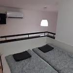 Z40 - Budget Apartment